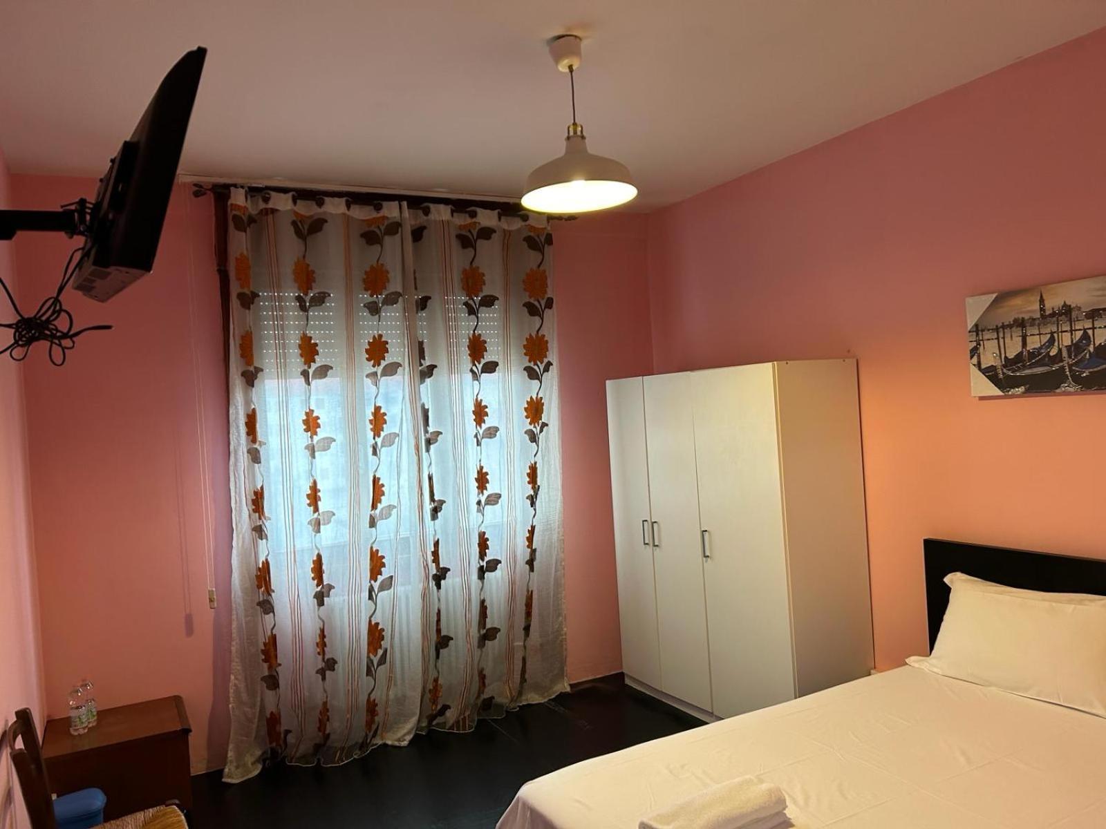 Venice Night B13 เมสเตร ภายนอก รูปภาพ